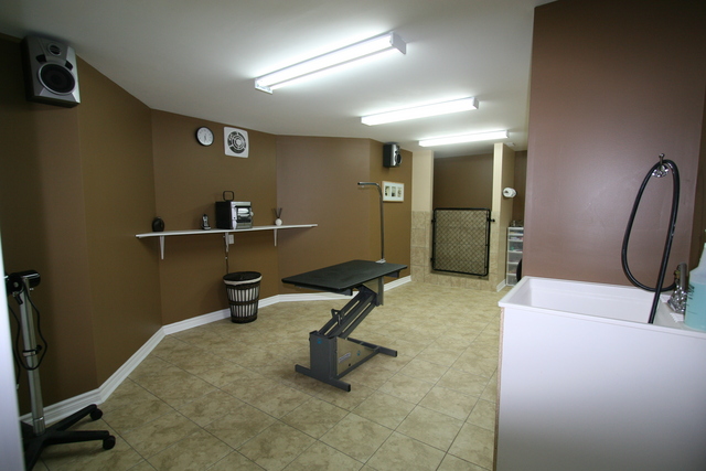 Grooming area